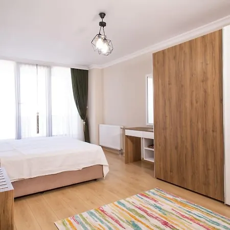 Emin Lejlighedshotel 4*