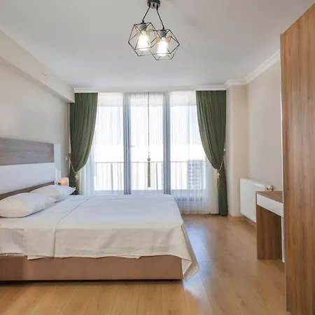 Aparthotel Emin 4*